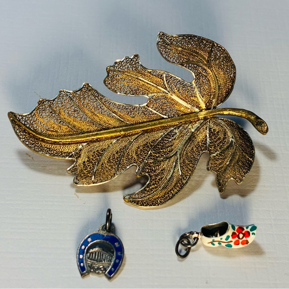 Gold Leaf Brooch with Charms 850-950 Silver